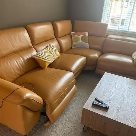 Appartamento Cosy One Bed Flat Free Parking Send Esterno foto